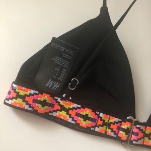 H+M Triangle bikini Top